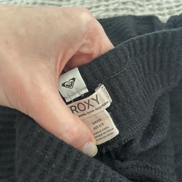 Black Ruffled Waffle Shorts - Picture 5 of 5